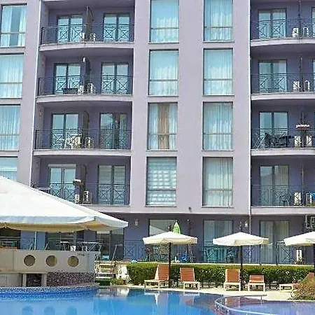 Rainbow 3 Apartment